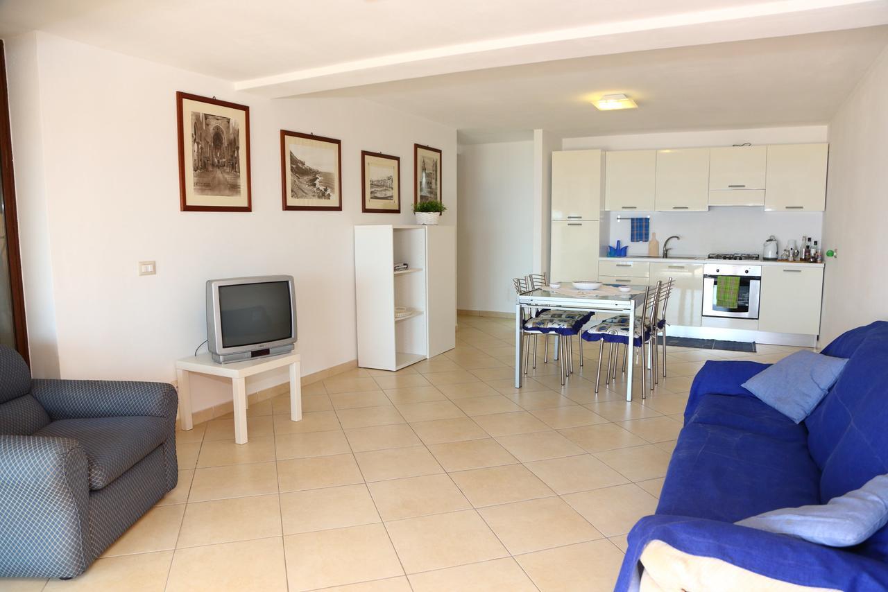 Apartamento Terrazze Ponente E Levante - By Vacation Service Cefalú Exterior foto